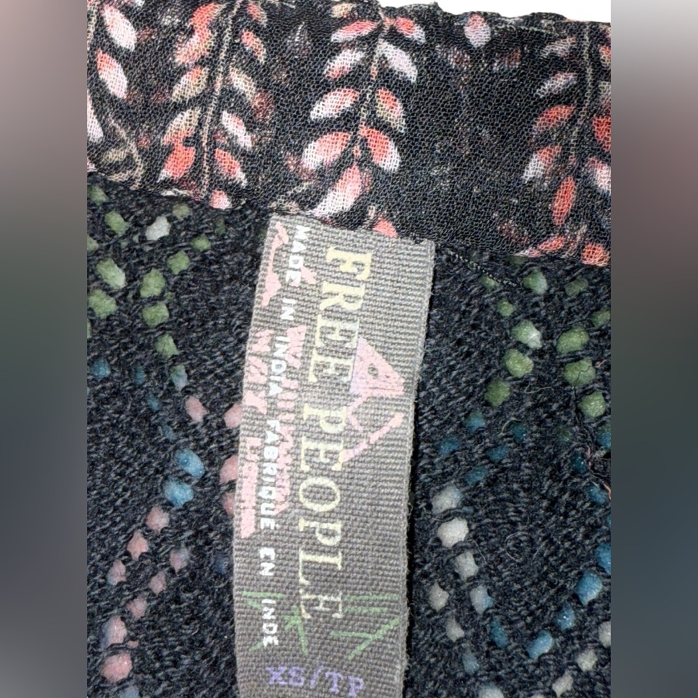 Free People Black & Pink Floral Boho Mini Dress, Lace Trim & Ruffles Size XS - Picture 6 of 7